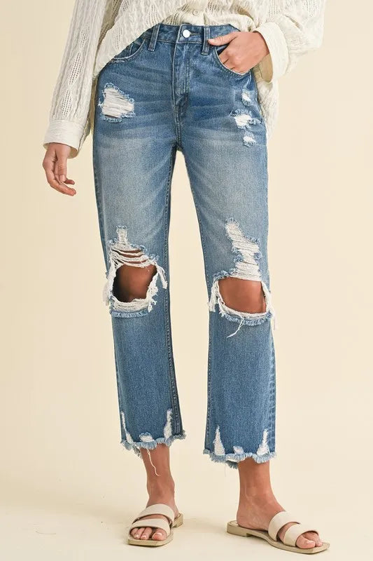 100% cotton distressed raw hem cropped jeans – trendy, vintage-inspired denim with frayed edges