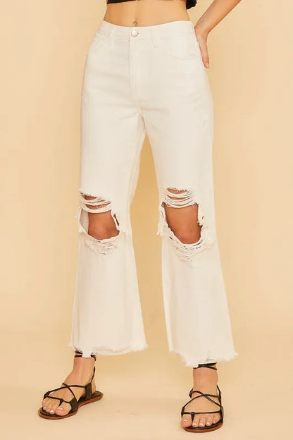 100% cotton distressed raw hem jeans – trendy, vintage-inspired denim with frayed edges