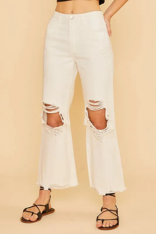 100% cotton distressed raw hem jeans – trendy, vintage-inspired denim with frayed edges