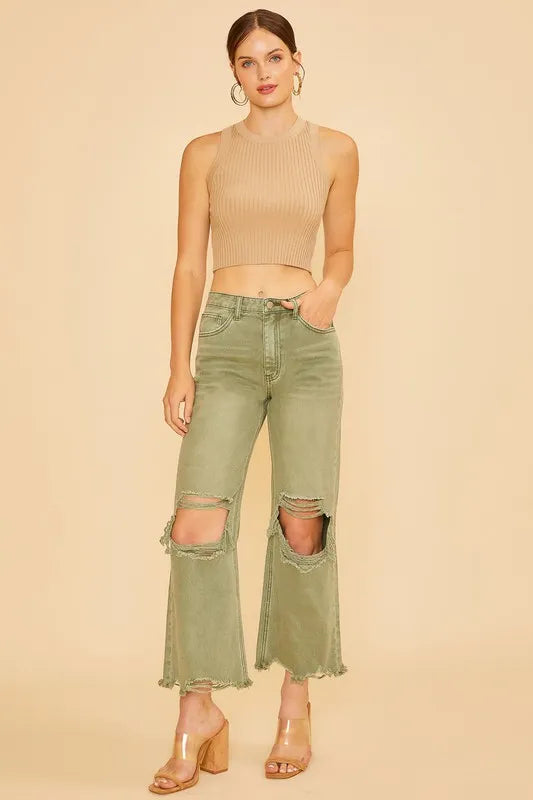 100% cotton distressed raw hem jeans – trendy, vintage-inspired denim with frayed edges