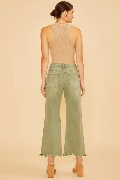 100% cotton distressed raw hem jeans – trendy, vintage-inspired denim with frayed edges