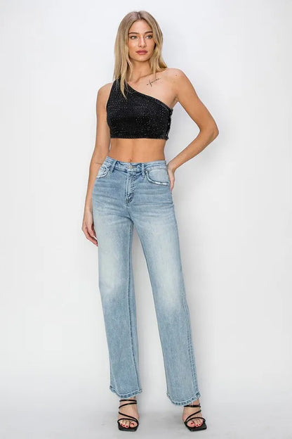 Cotton blend women’s high-rise straight jeans – flattering, versatile denim for polished and casual looks